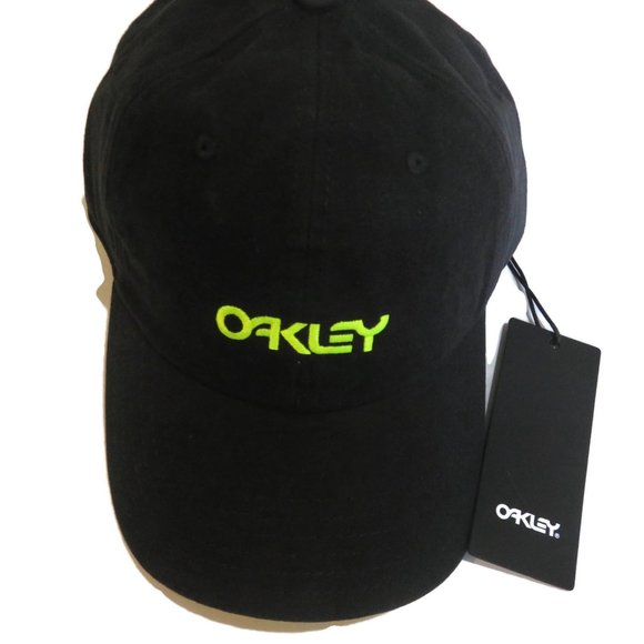 Oakley | Accessories | Oakley Blackout 